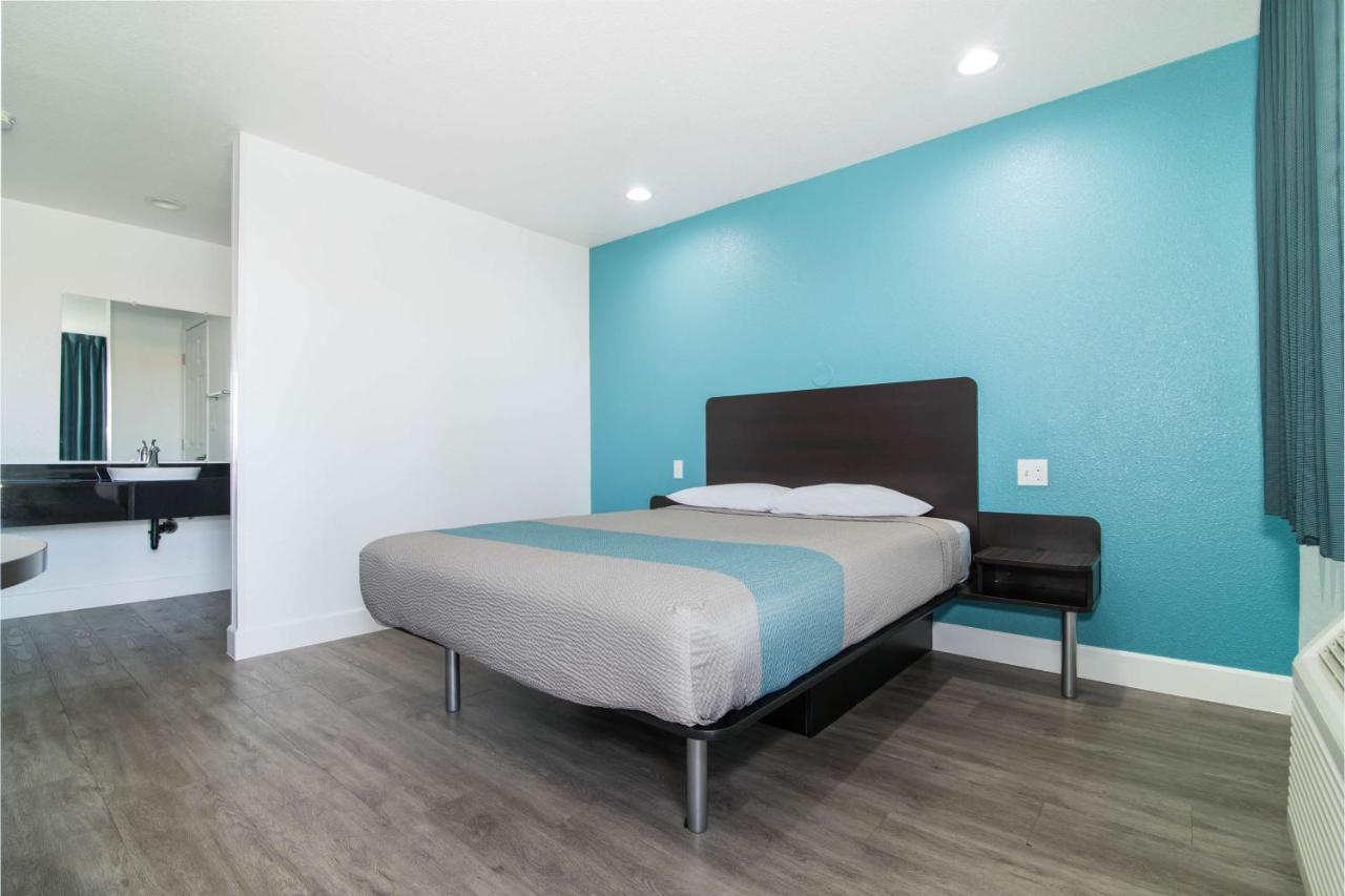 Motel 6-Moreno Valley, Ca - Perris Ngoại thất bức ảnh